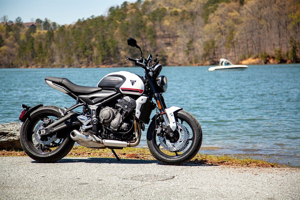 2021 Triumph Trident first ride review - RevZilla