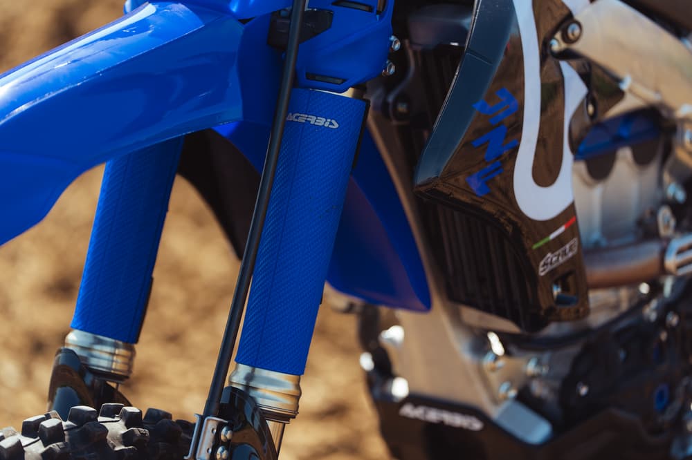 Acerbis front fender close up