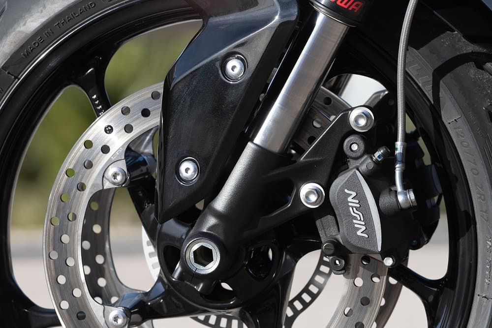 close view of the Nissin front brake