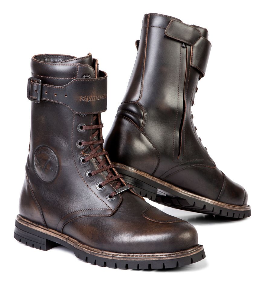 Boots & Shoes