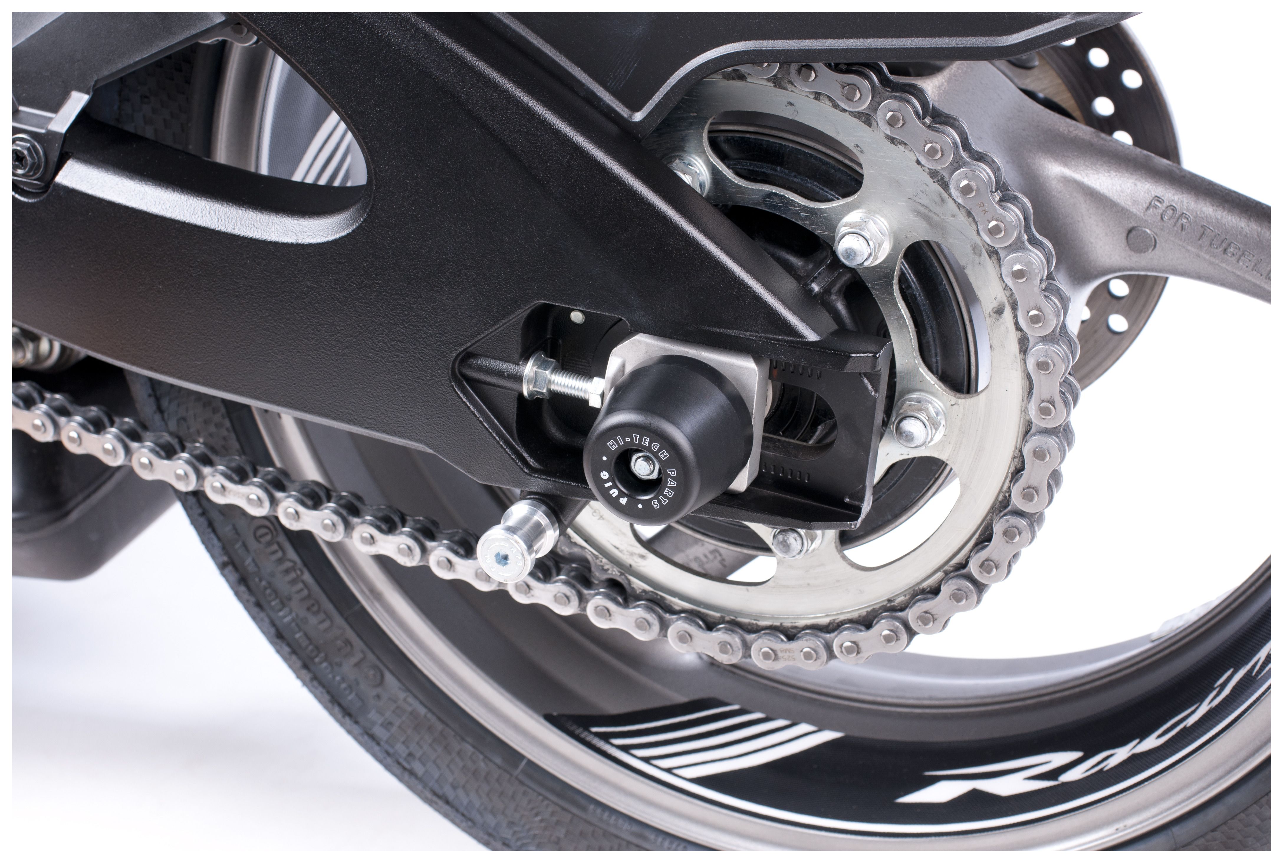 Puig Axle Sliders Rear Suzuki GSXR 600 / GSXR 750 20112015 5 (3.25