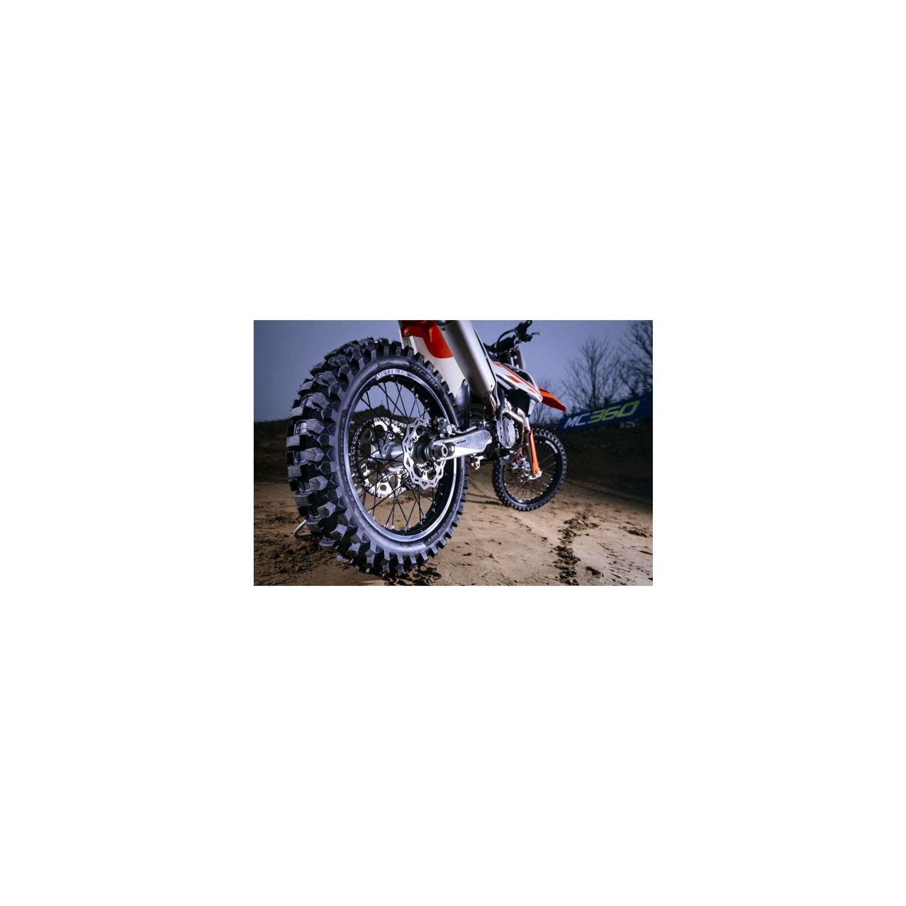 Metzeler MC360 Mid/Hard Terrain Tires