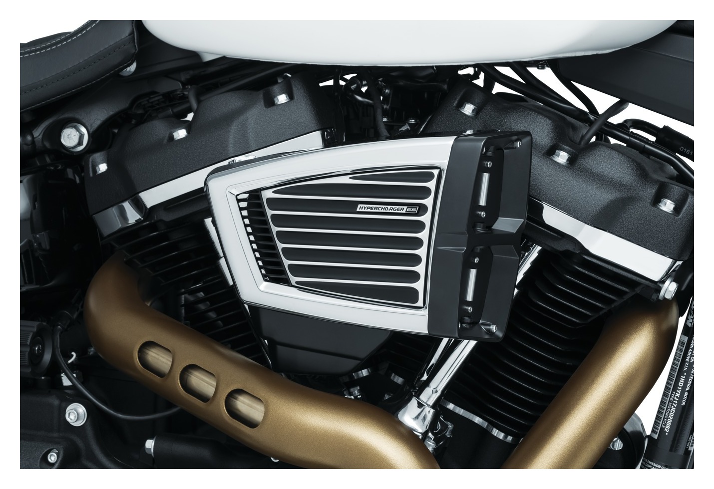 ハーレー　クリアキン　hypercharger ESエアクリーナー Kuryakyn Hypercharger ES Air Cleaner For Harley Softail 2018-2025