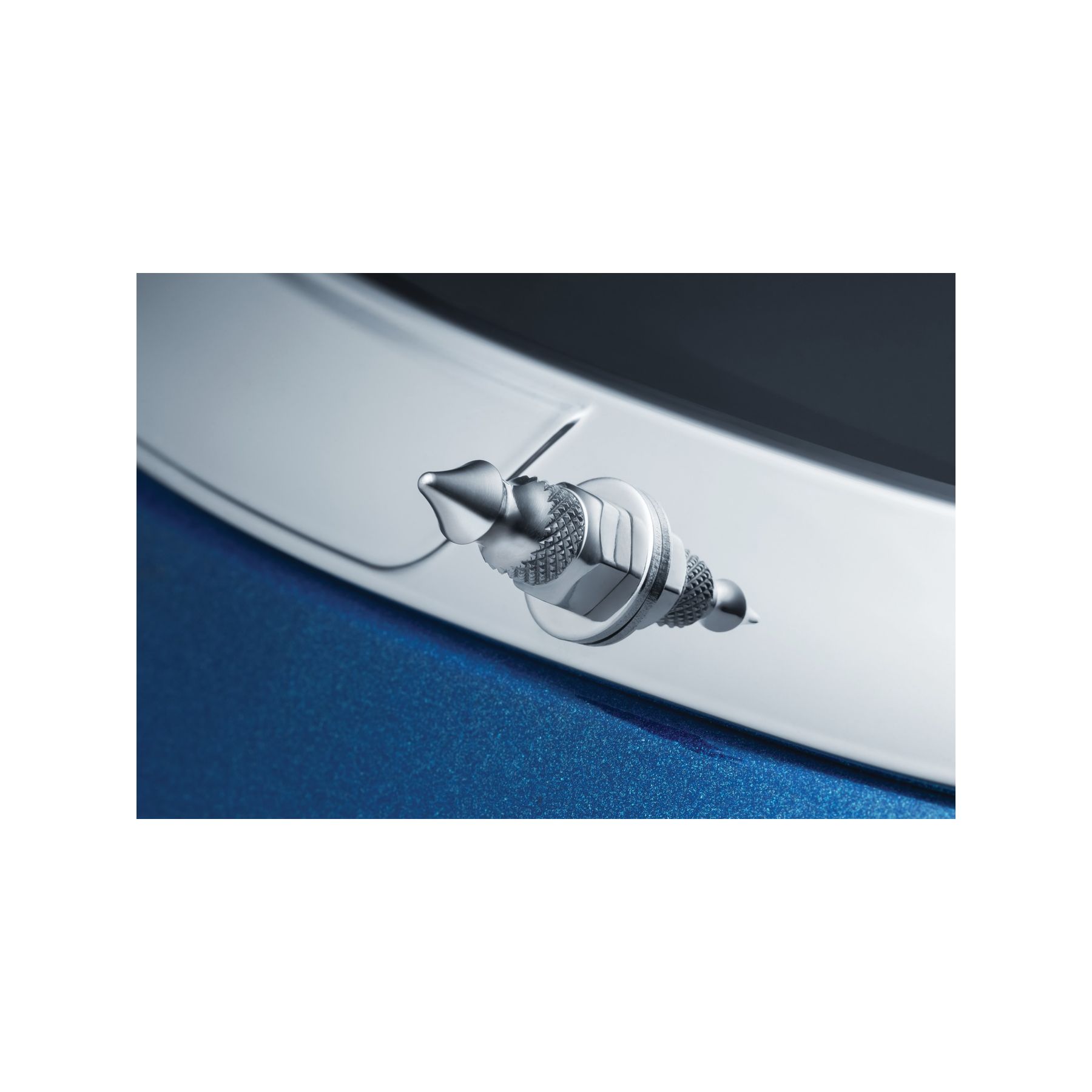 Kuryakyn Windshield Spikes For Harley Touring 2014-2025