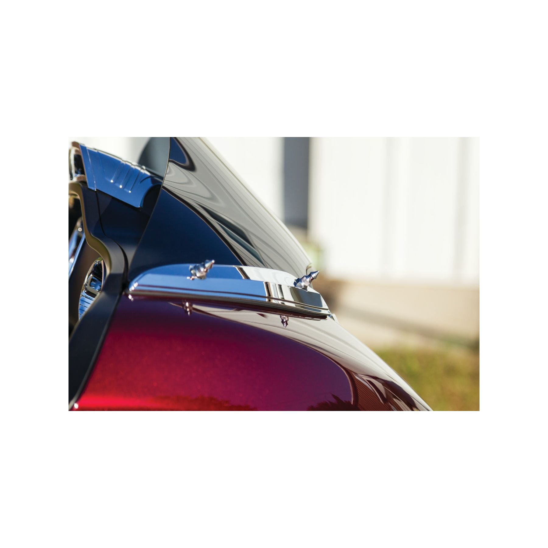 Kuryakyn Windshield Spikes For Harley Touring 2015-2025