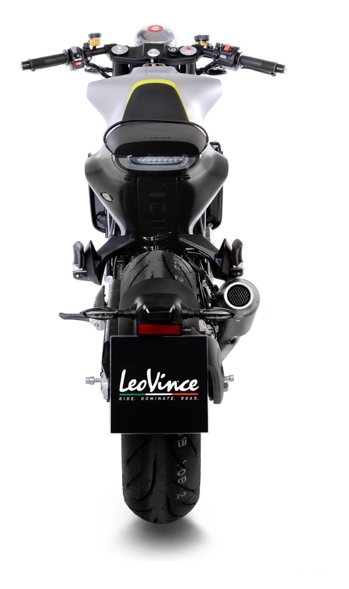 LeoVince LV-10カーボンレーシングスリップオン Svartpilen LV-10 BLACK EDITION for Husqvarna Svartpilen 401 2020 - 2023