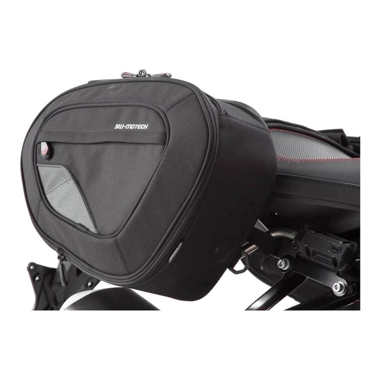 ducati monster 821 luggage