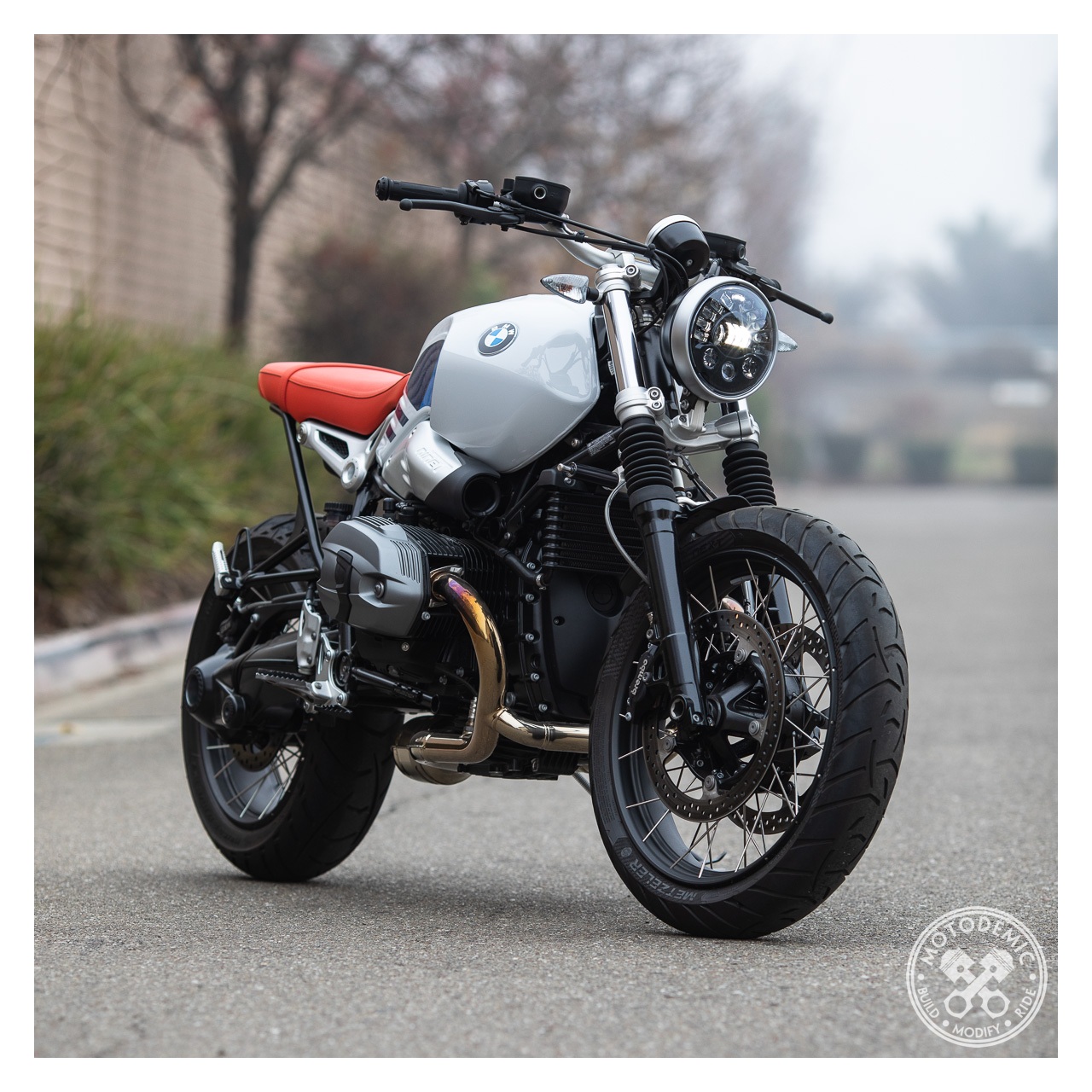 Motodemic Adaptive LED Headlight Upgrade Kit BMW R nineT 2014-2020