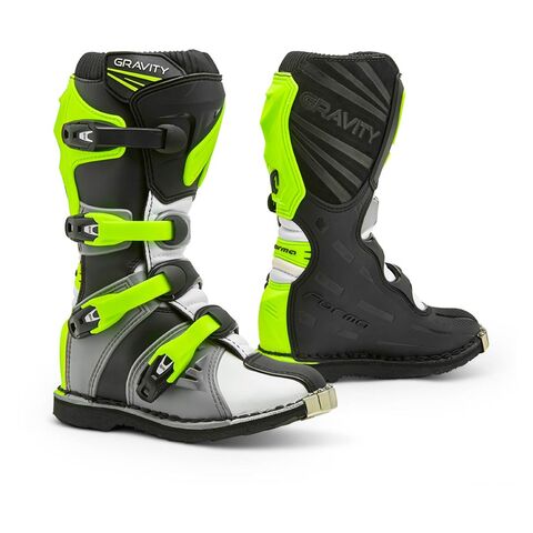 Forma Youth Gravity Boots