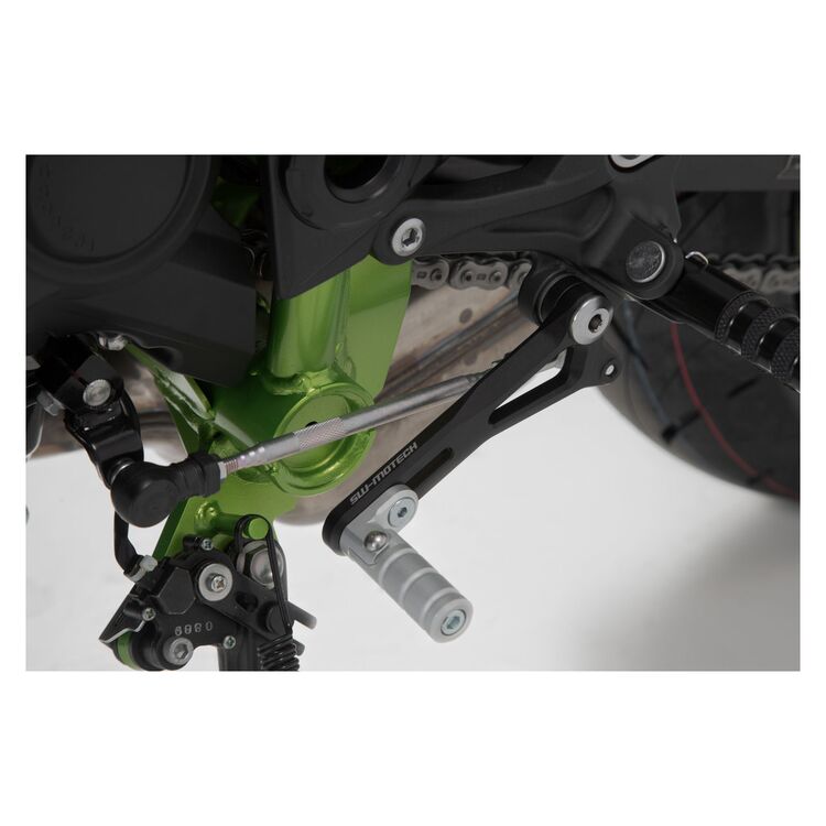 SWMOTECH Adjustable Folding Gear Shift Lever Kawasaki Z800 / BMW G310R