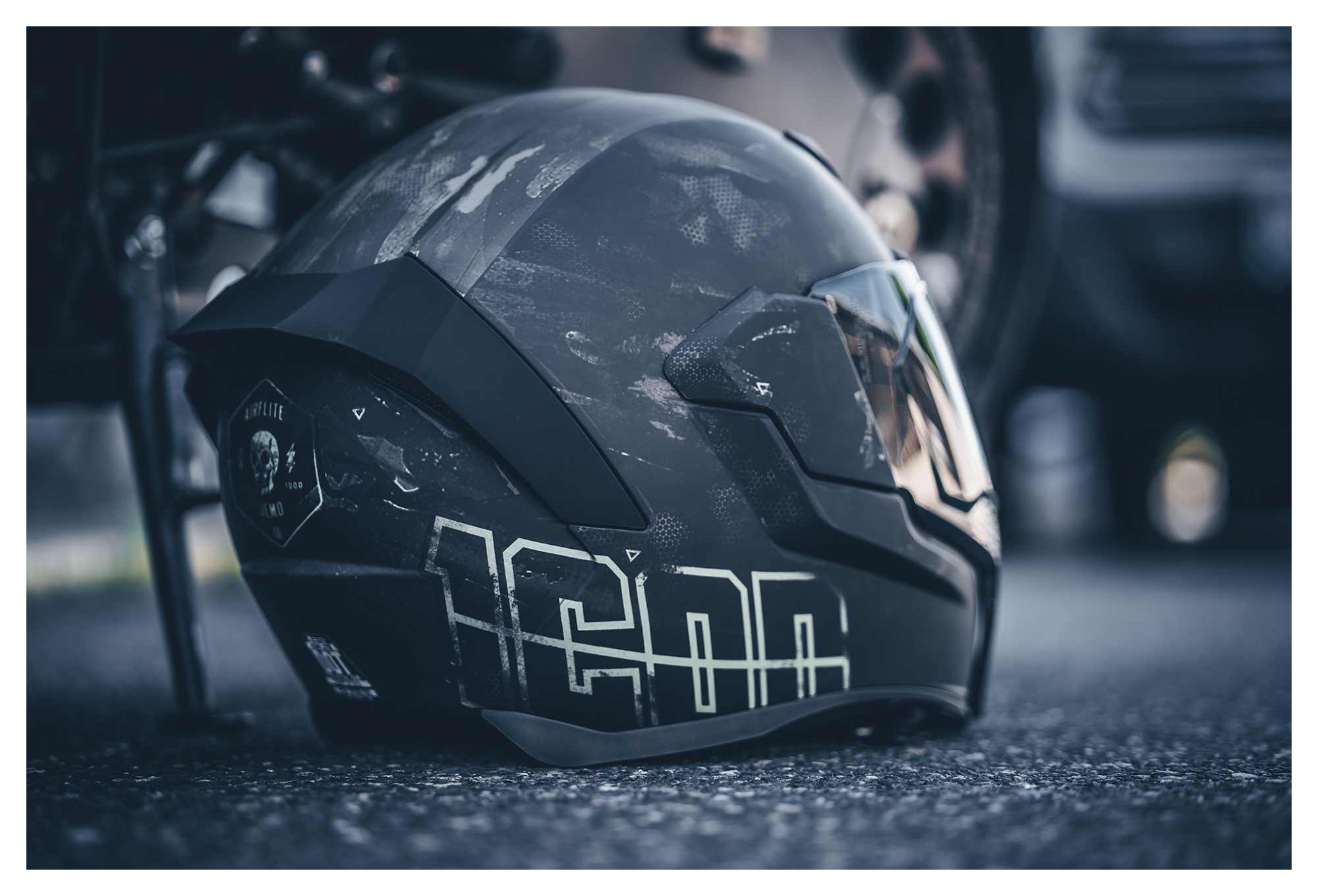 Icon Airflite Mips Demo Helmet | 25% ($82.50) Off! - RevZilla