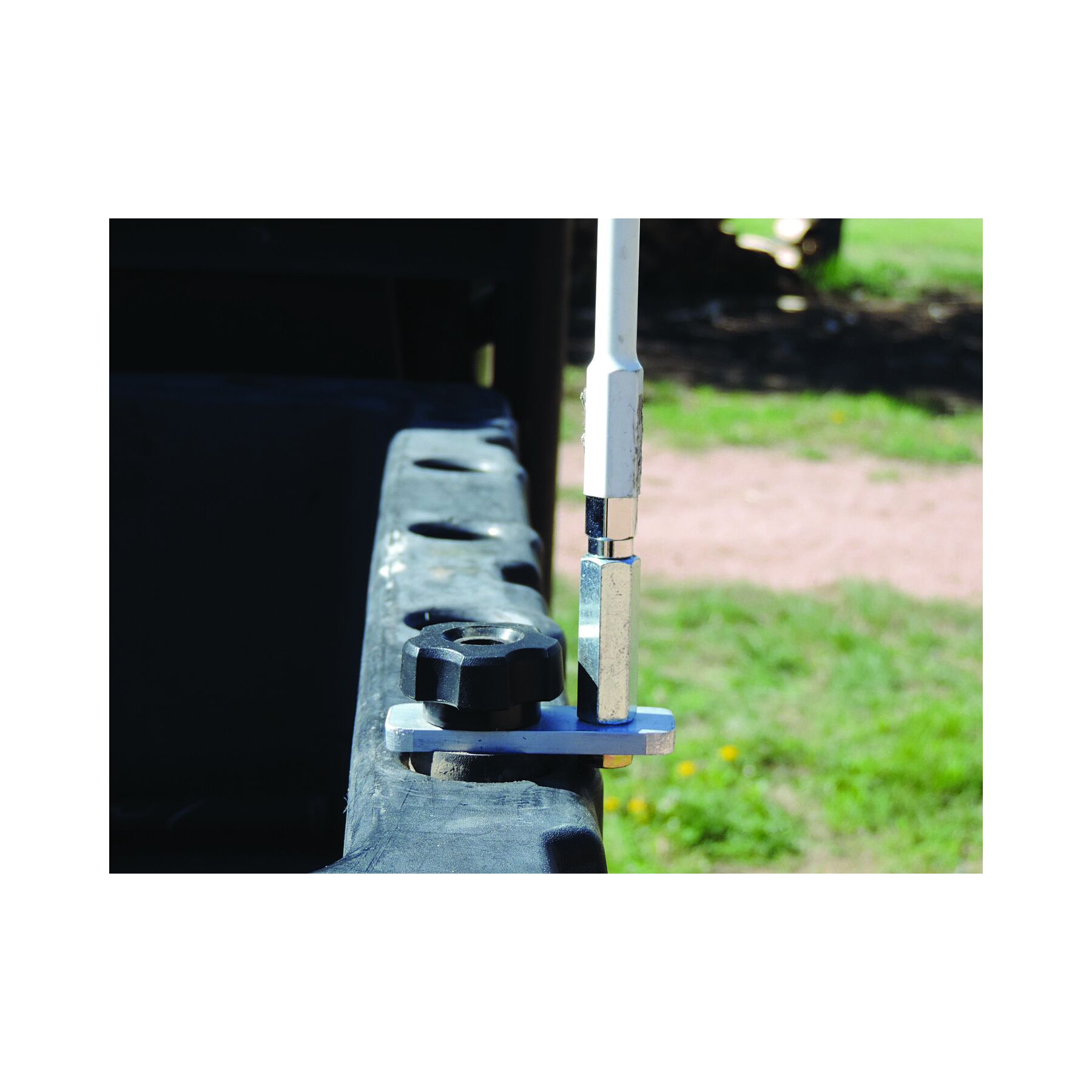 Hornet Outdoors Bed Rail Flag Mount Polaris General / Ranger 2001-2026