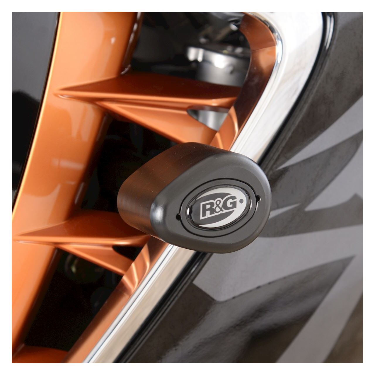 R&G Racing Aero Frame Sliders Suzuki Hayabusa 20212024 RevZilla