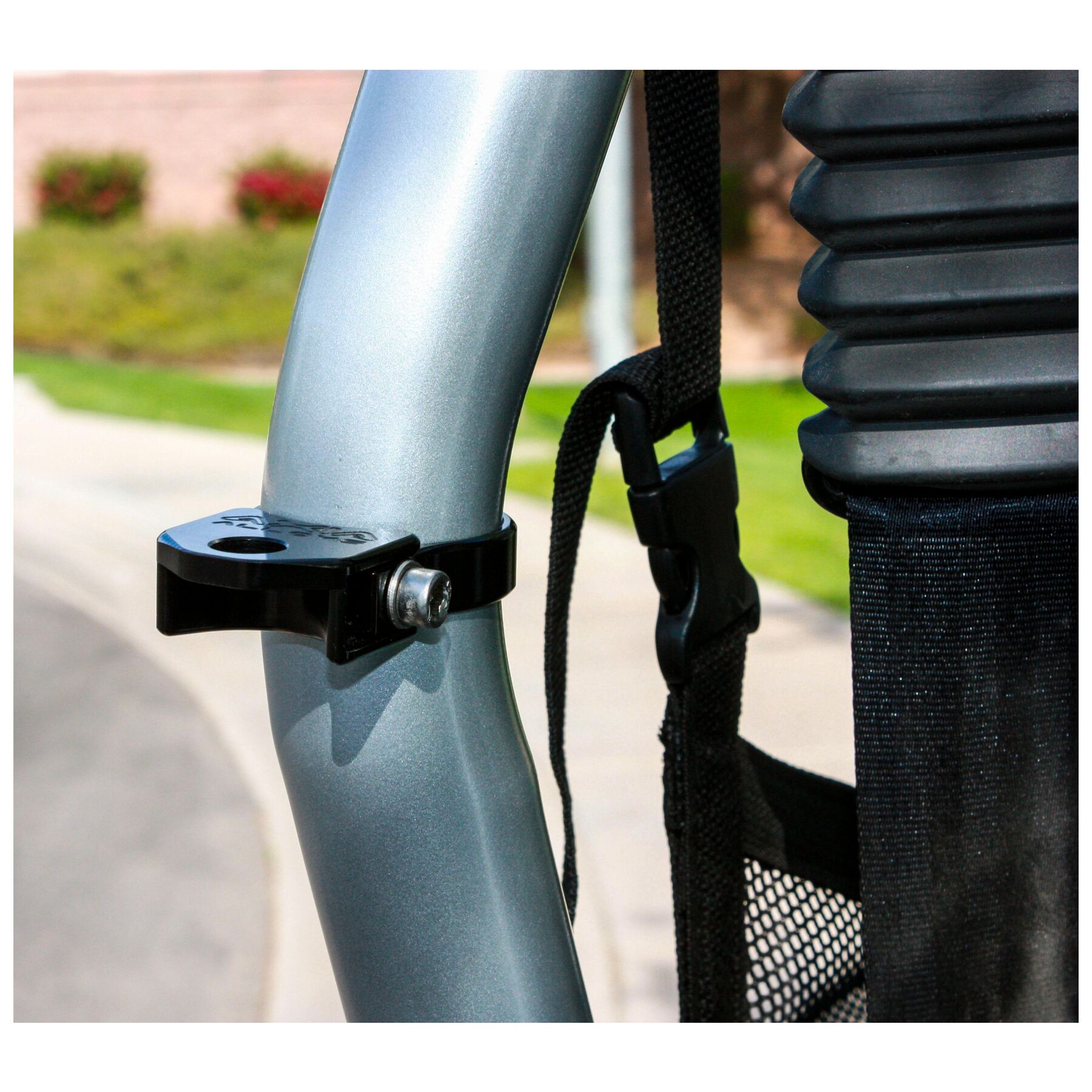 Axia Alloys Vertical .5 Whip Mount - Without Clamp