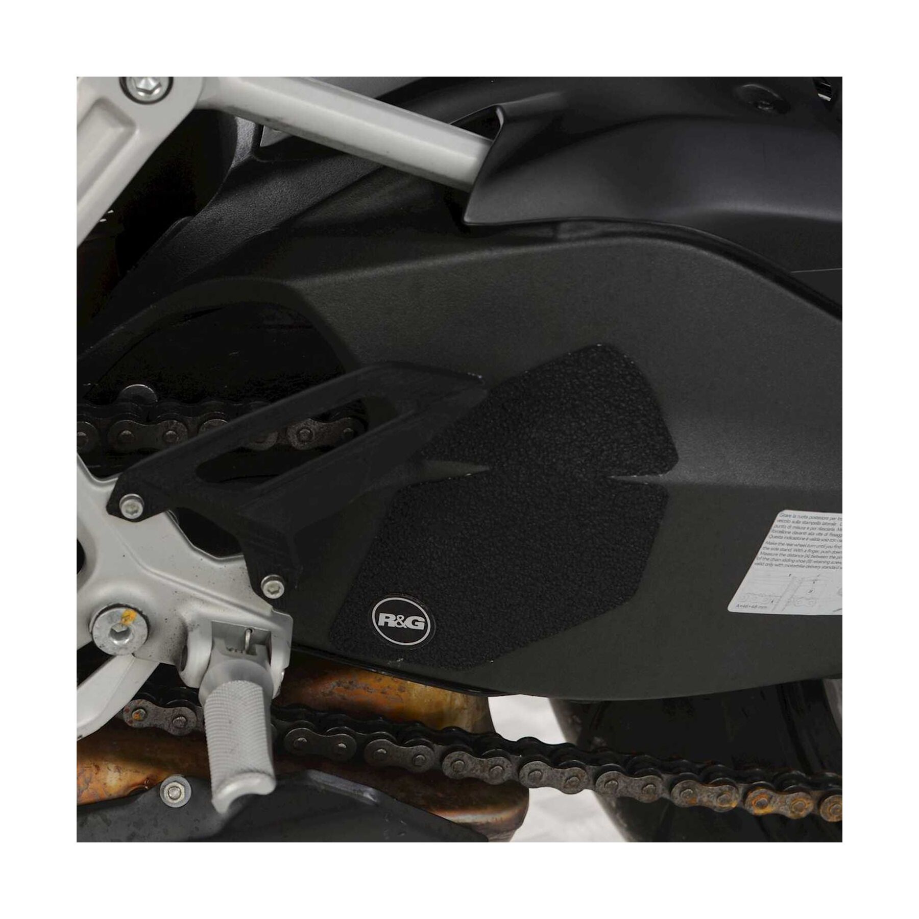 R&G Racing Boot Guard Kit Ducati Streetfighter V2 2022-2024