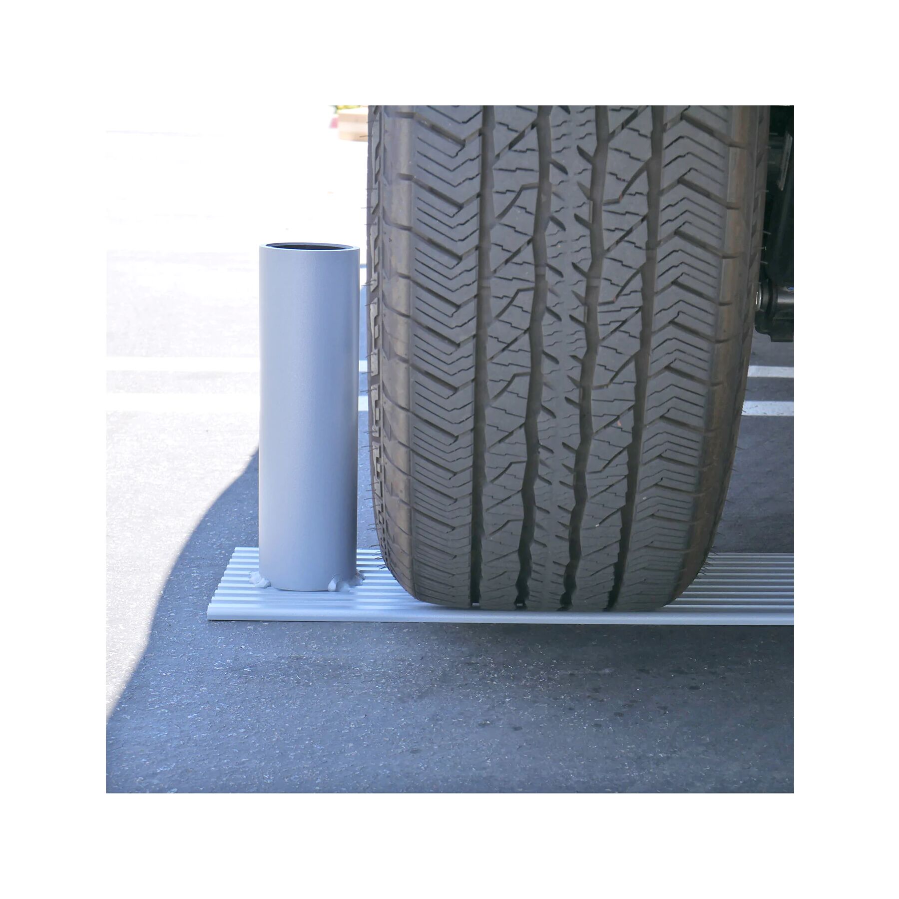 PCI Race Radios Telescoping Pole Wheel Stand
