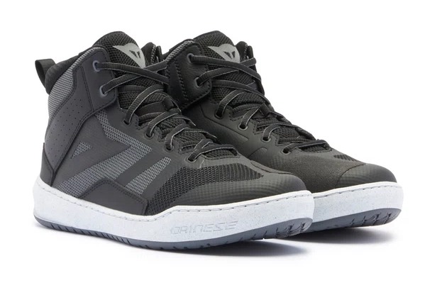 dainese_suburb_air_shoes.jpg