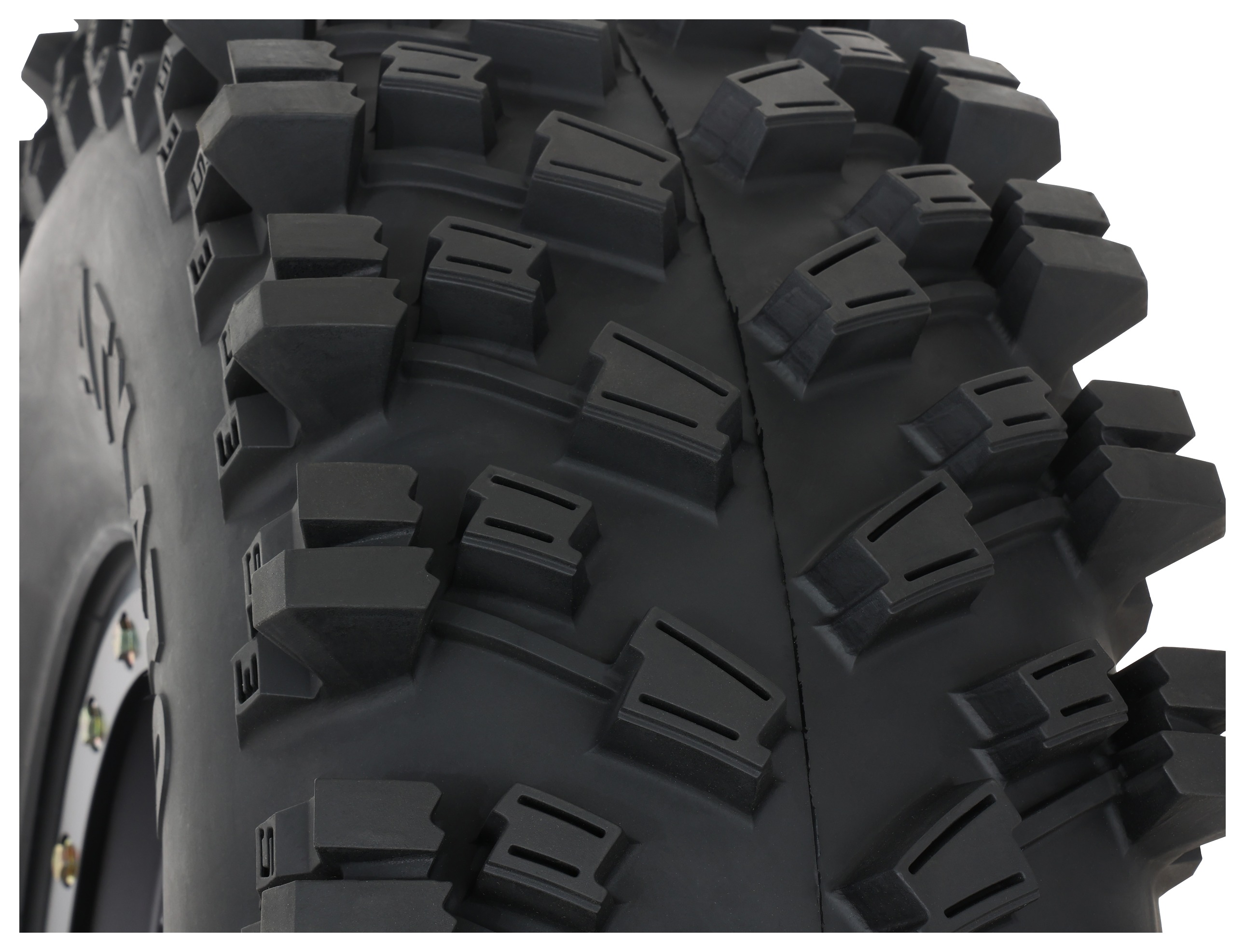 system3_off_road_atx470_tire.jpg