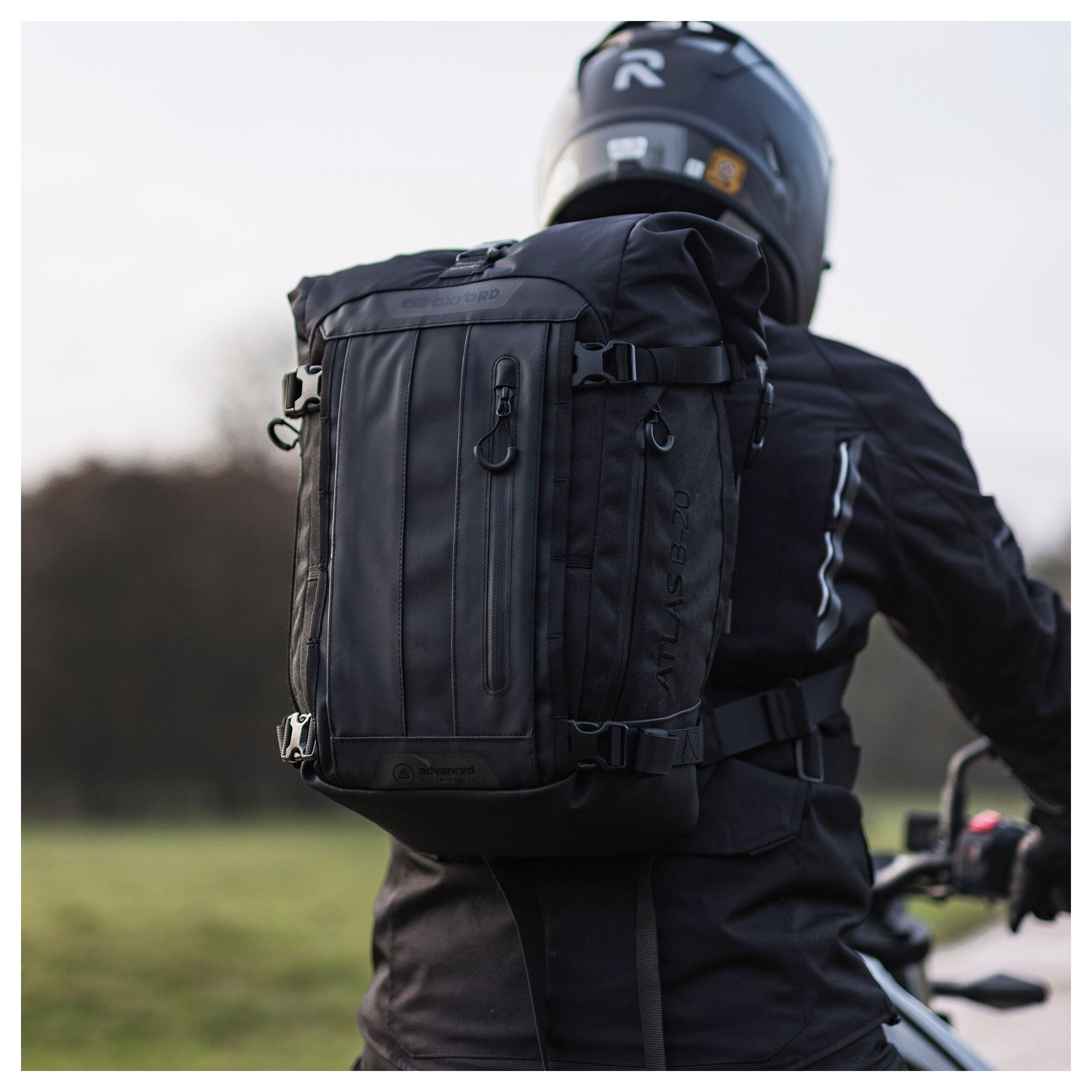 ❤️NWT black oxford waterproof backpack❤️ Oxford Atlas B-30 Advanced Backpack main image 2