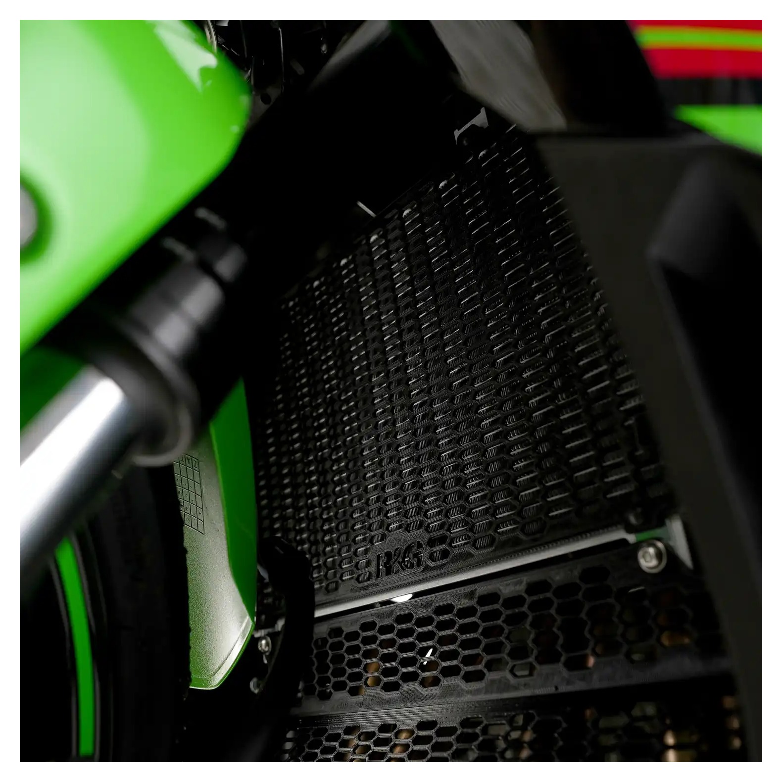 R&G Racing PRO Radiator Guard Kawasaki Ninja ZX-4R / ZX-4RR 2023