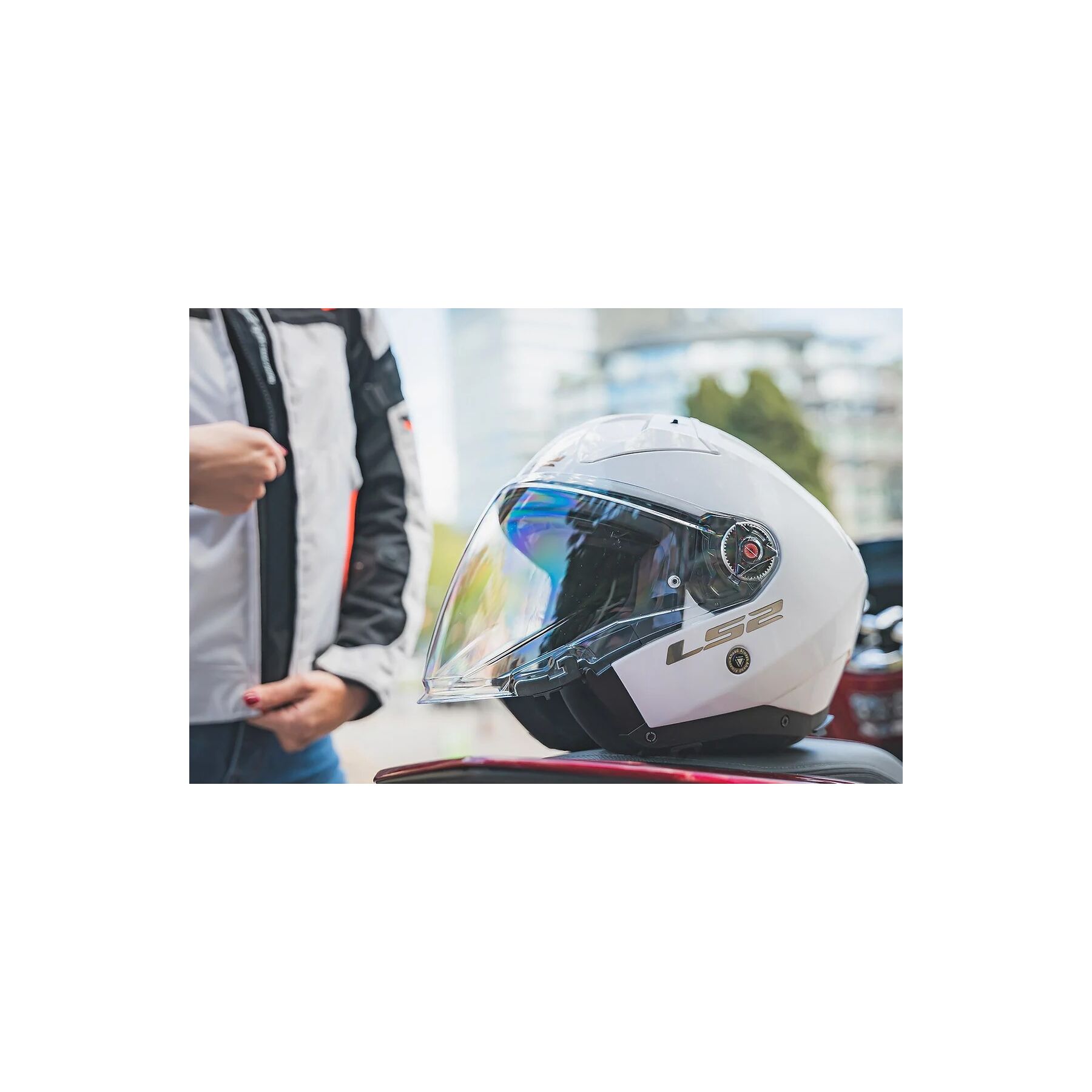 LS2 Infinity II Face Shield