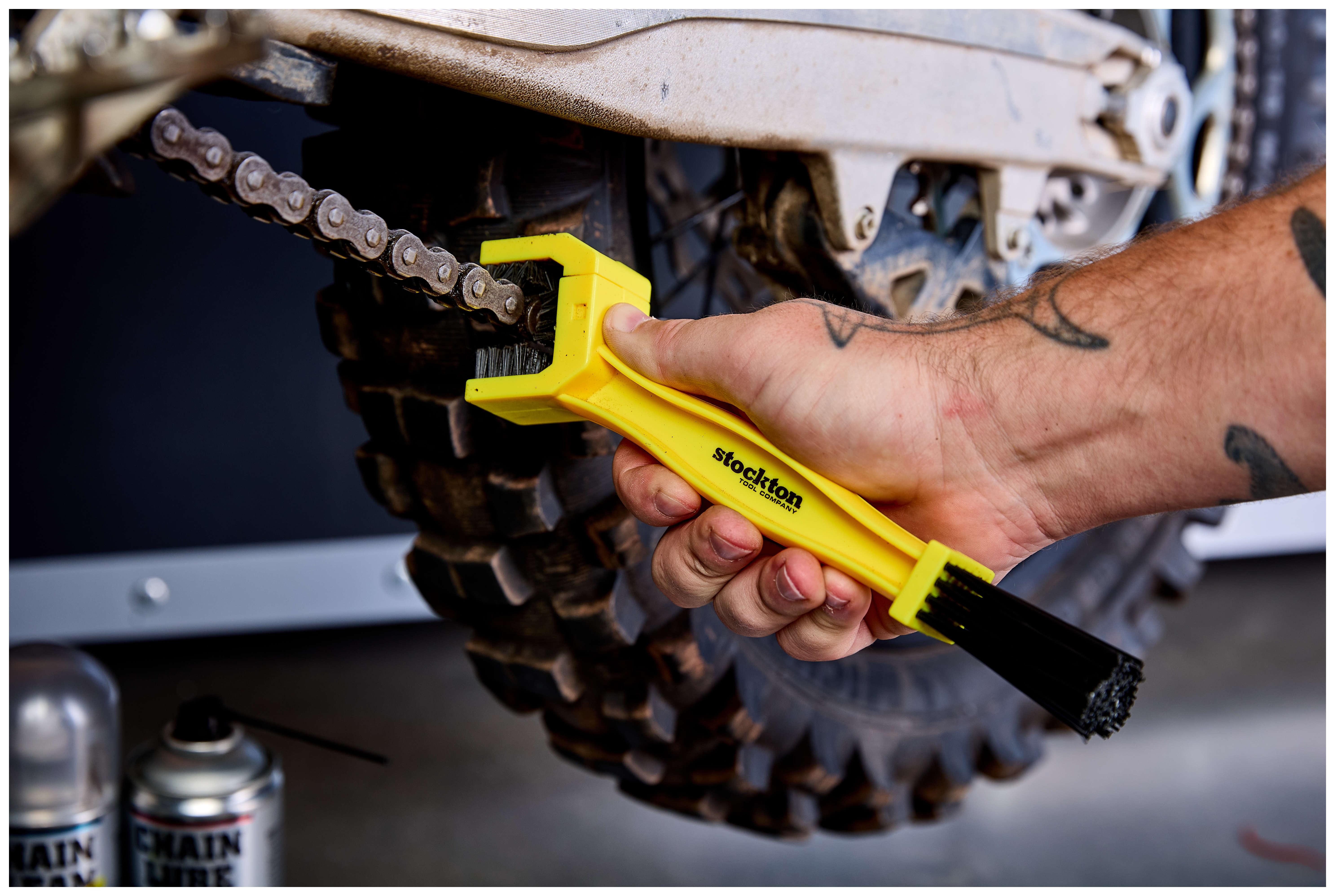 Stockton Grime Minister Chain Brush - RevZilla