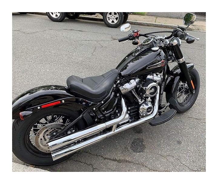 Mustang Standard Touring Quad Stitch Solo Seat For Harley Softail