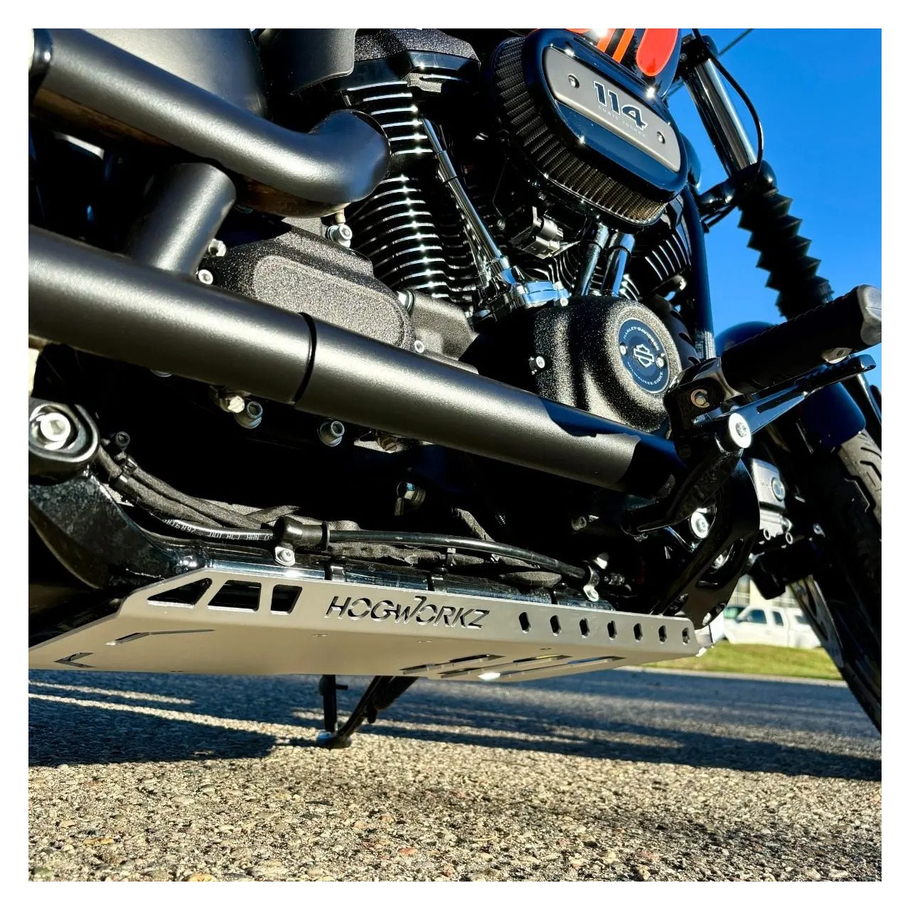 美品 2018以降ソフテイルシリーズ SKID PLATE スピードマーチャント