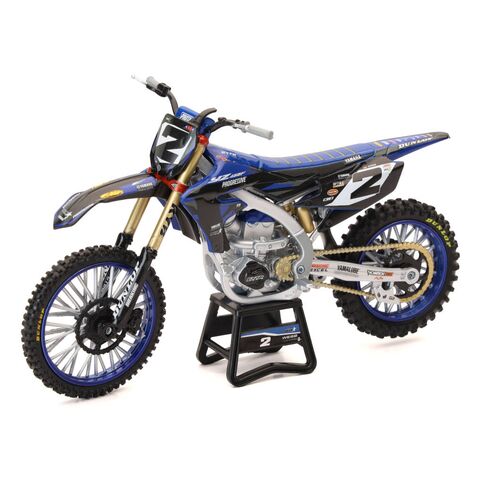 New Ray Yamaha YZ450F Star Racing Team Bike