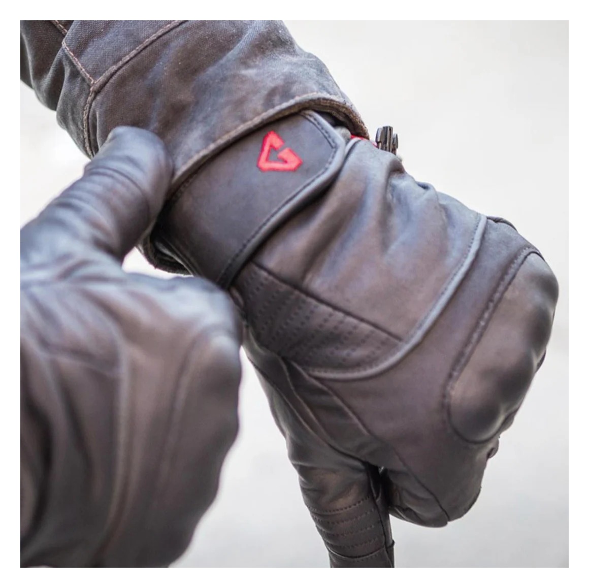 Gerbing 12V Hero Heated Gloves - RevZilla